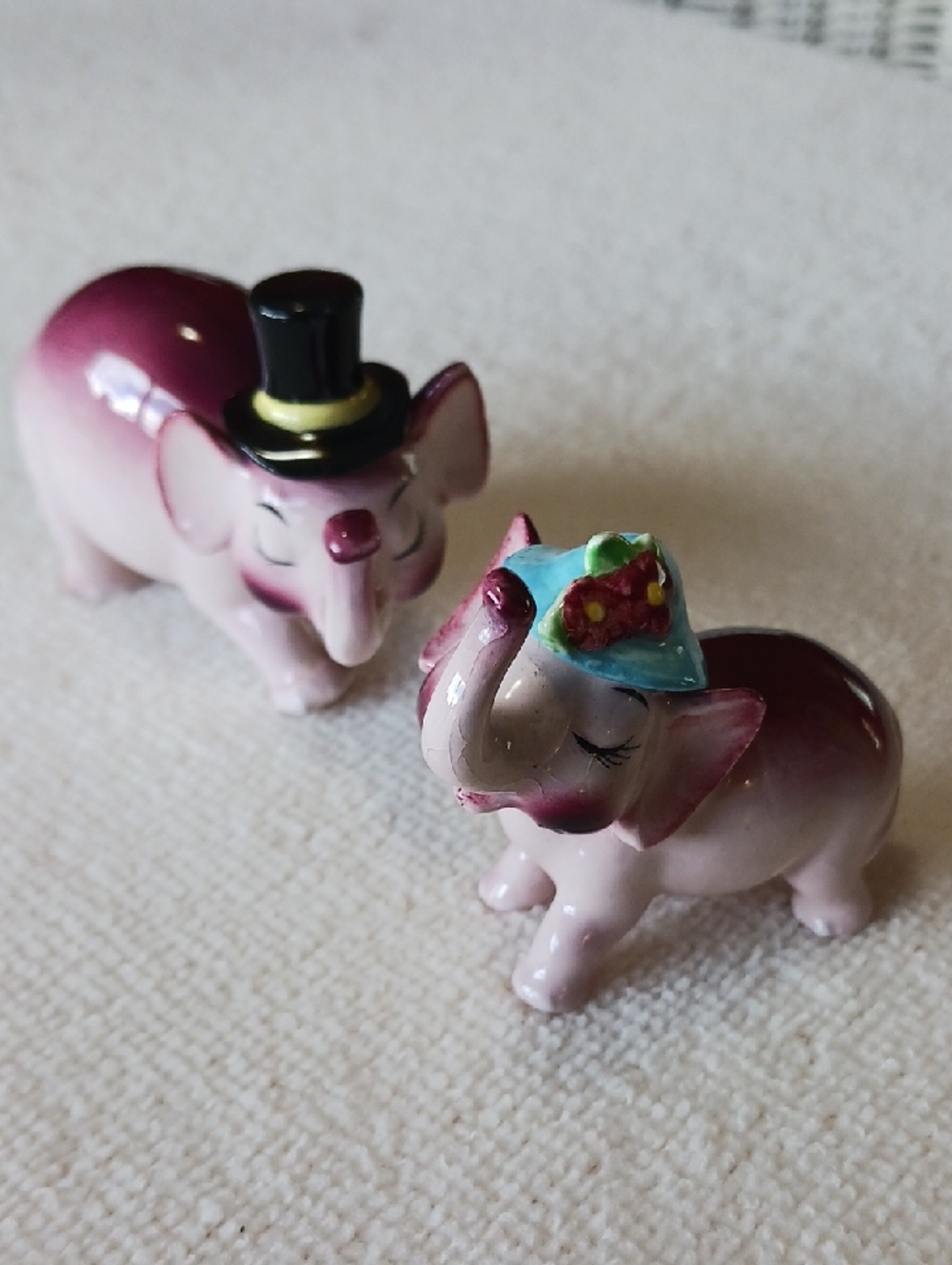 Vintage~ Ceramic Elephant Figurines- adorable lot of 7 - Picture 9 of 16